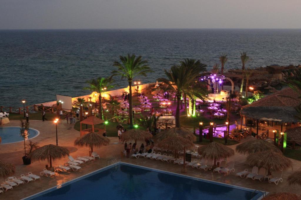 Sawary Beach Hotel Batroûn Exteriér fotografie